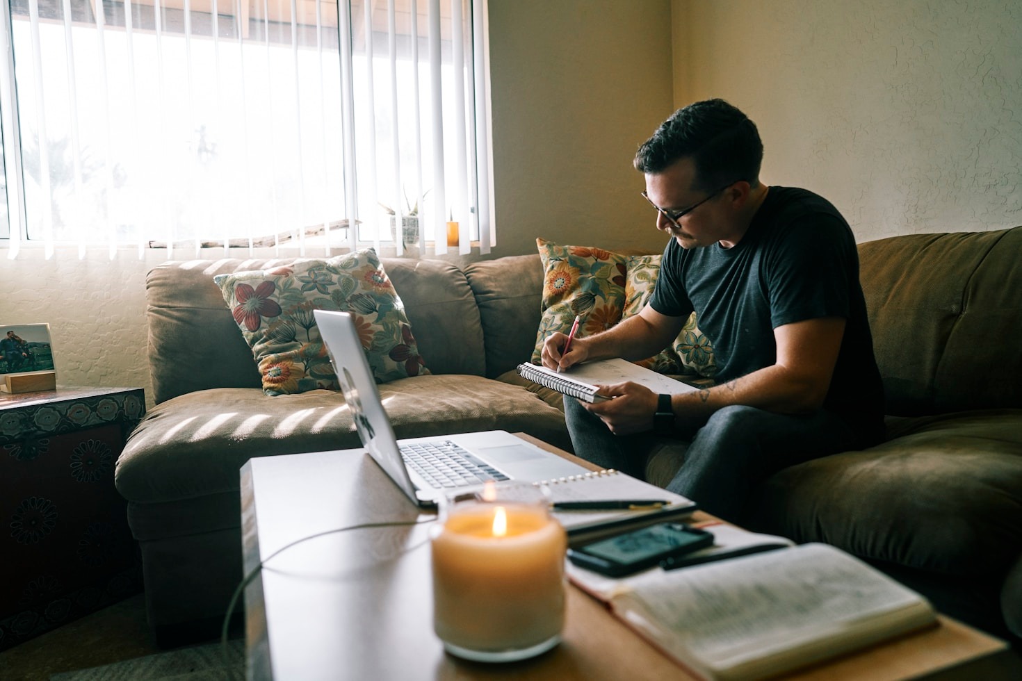 Read more about the article How To Start Daily Journaling