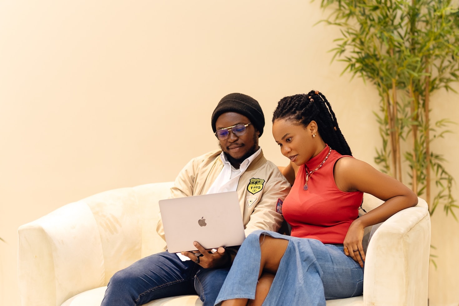 Read more about the article Turning Personal Experiences Into Prose